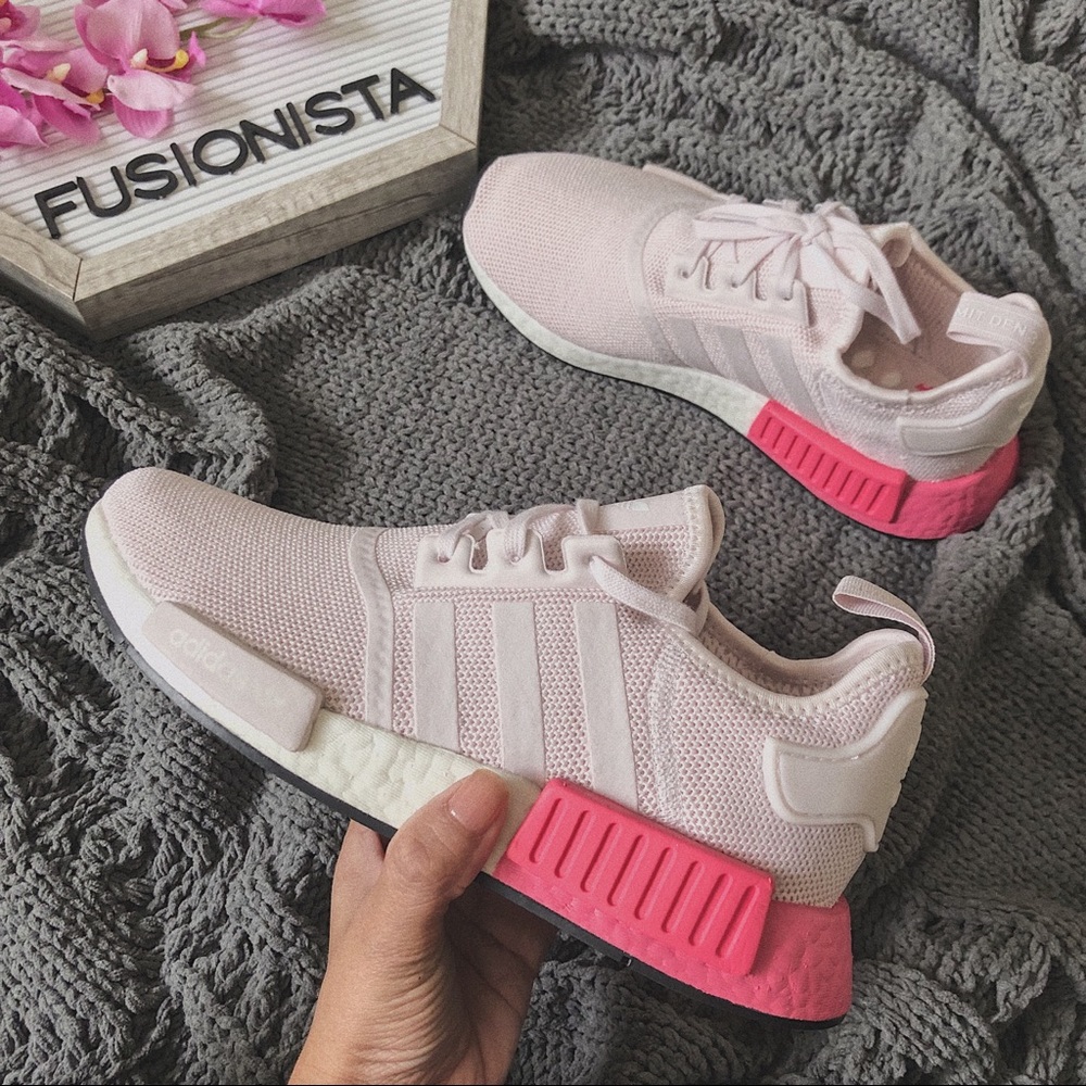 Sold‼️🍭 Rare Adidas NMD R1 POP of Pink 7Y/8.5W - Picture 3 of 8